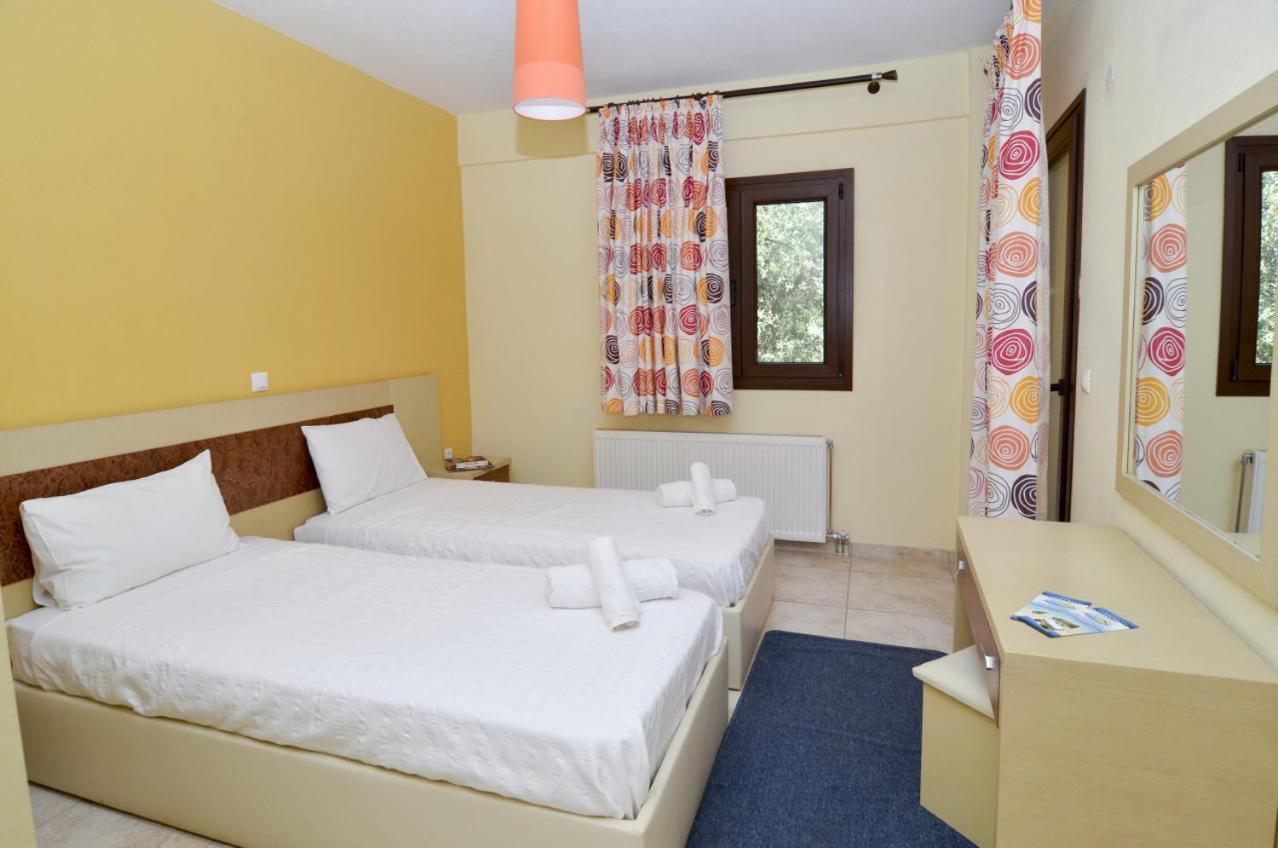 Moonbeam Hotel Potos Esterno foto