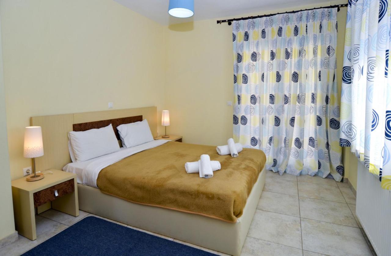 Moonbeam Hotel Potos Esterno foto